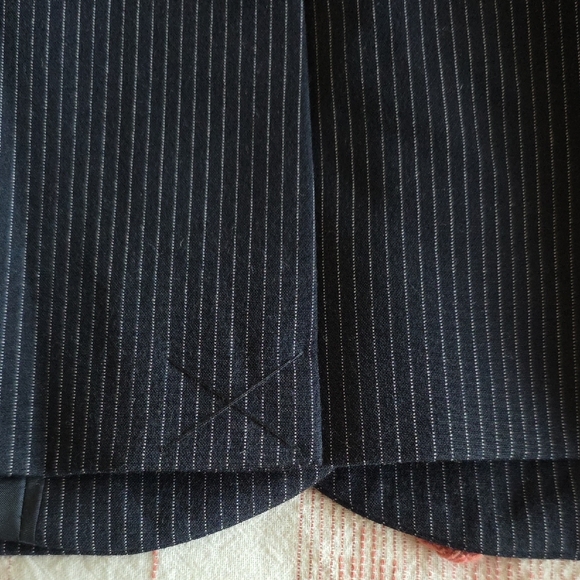 Calvin Klein Navy Pinstripe Blazer - Size 14 - Picture 5 of 10
